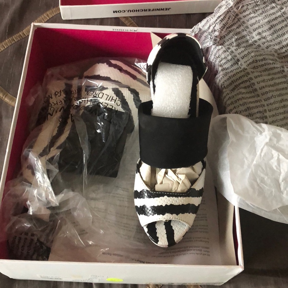 Privileged super high heel